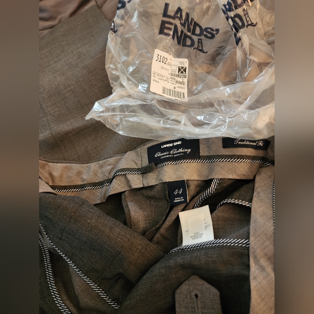 Lands End Traditional Fit Year Rounder Men's Slacks